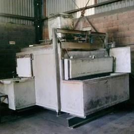 Horno de fundición y mantenimiento de temperatura